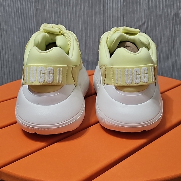 UGG Lemon Lime La Cloud Lace Fashion Platform Sneakers, Women US 10/ EUR 41 NWOB - Picture 6 of 12